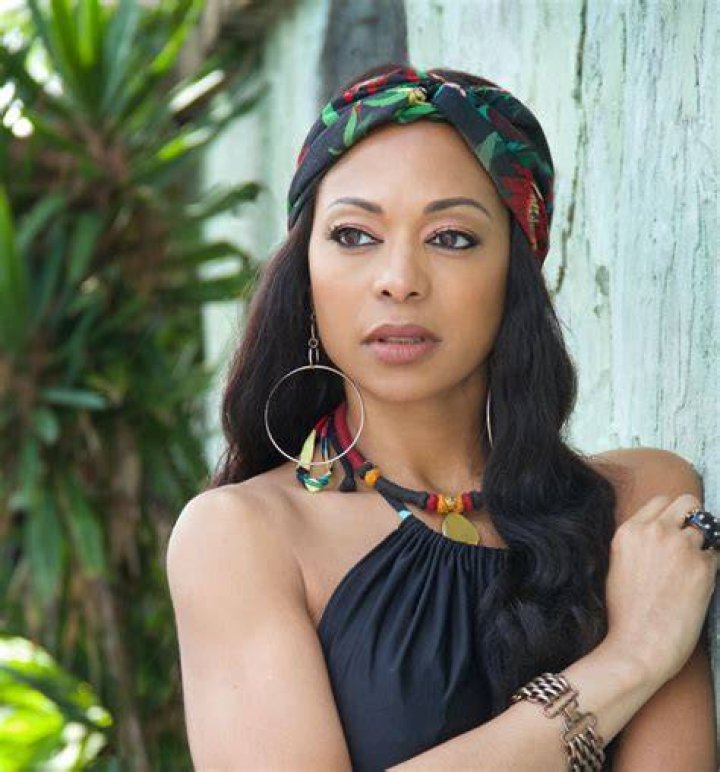 Acantha Lang Finds Her Purpose in New Single &rdquo;Whatever Happened to Our