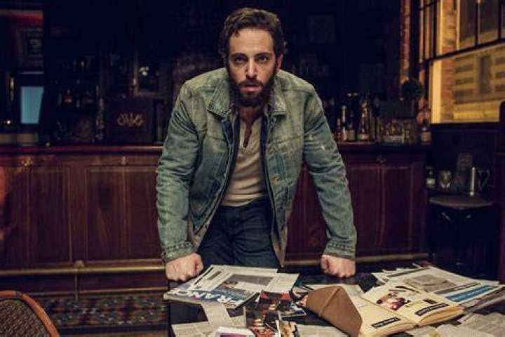 Actor Zach Avery Arrested for Allegedly Running Movie Ponzi Scheme E