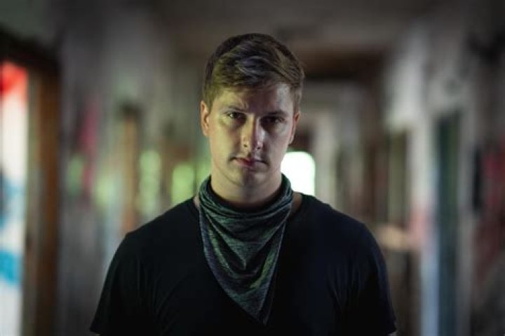 Alex Schroeder from "Destination Fear" Age, Wiki Biography ghost