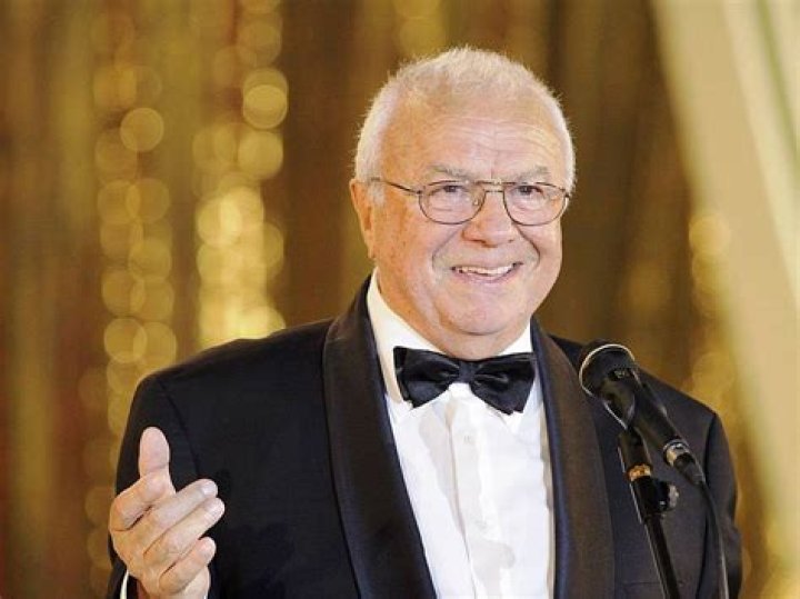 Alexandru Arsinel este implicat intrun scandal monstru! Celebrul actor