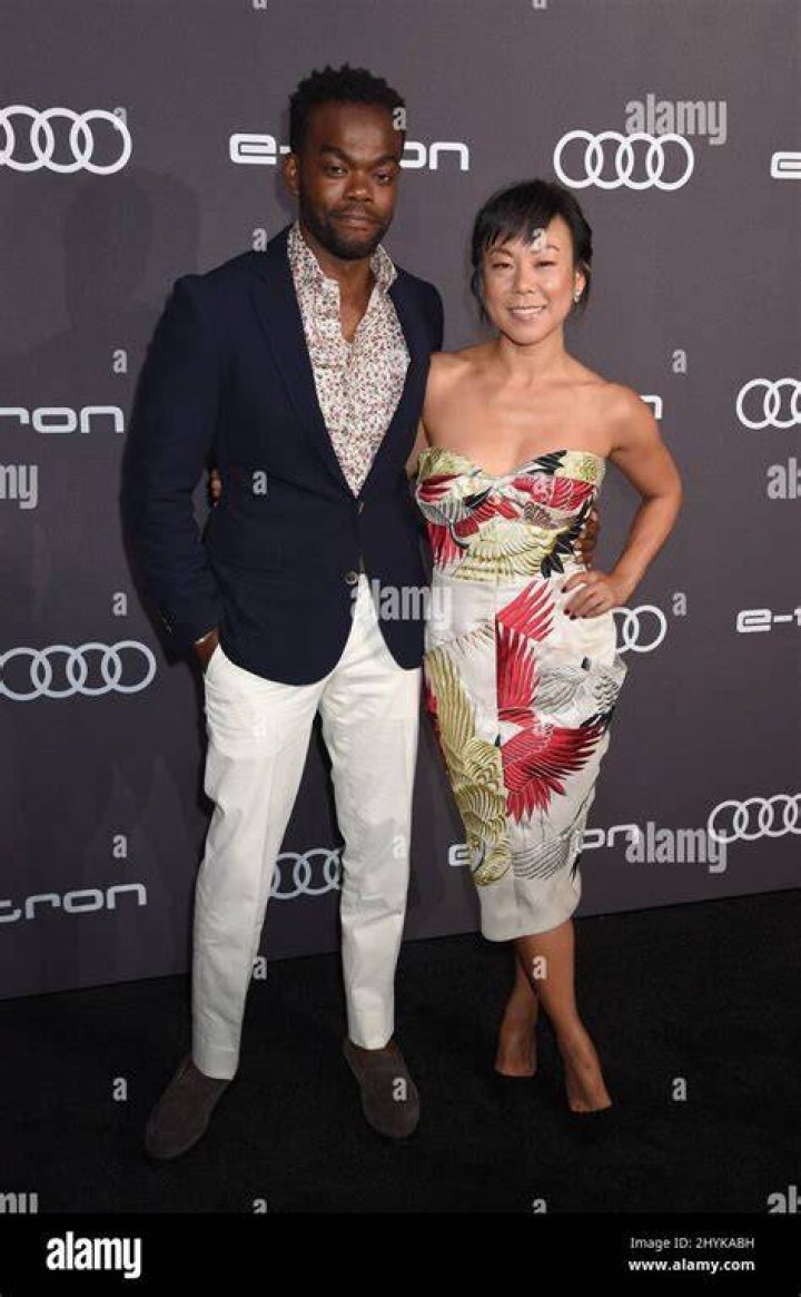 Ali Ahn, actress and girlfriend of actor William Jackson Harper Her