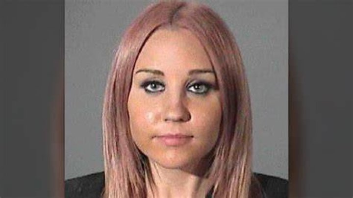 Amanda Bynes put on 72hour psychiatric hold after found