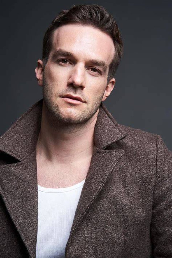 Andy Favreau Age, Wiki, Bio, Trivia, Photos