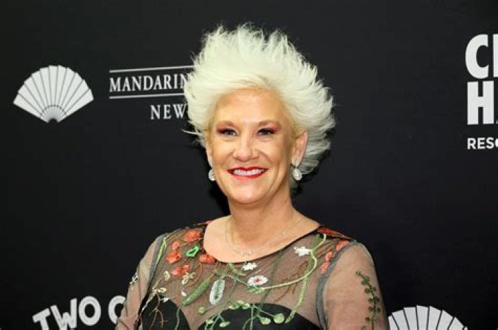 Anne Burrell's Wedding Photos See All the Details from Her 'Fairytale