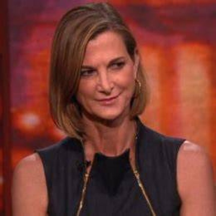 Anne Gearan Height, Weight, Net Worth, Age, Birthday, Wikipedia, Who