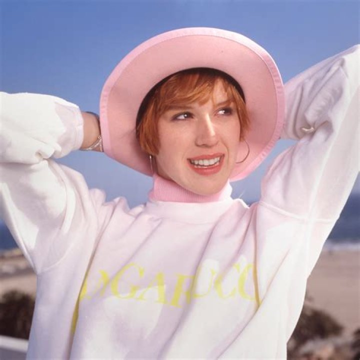 Ask Molly Ringwald I&rsquo;m a gay man and I&rsquo;ve got a crush on my roommate