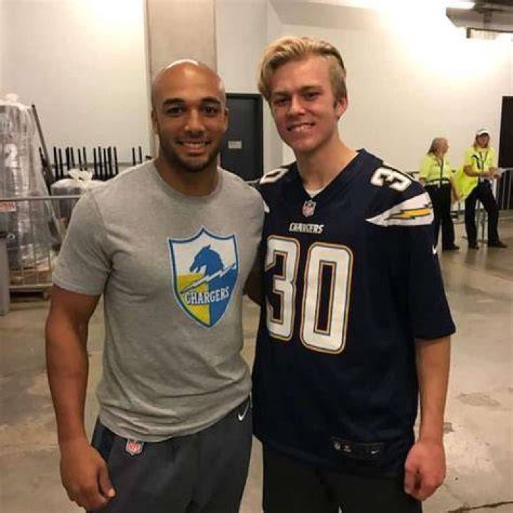 Austin Ekeler Salary, Age, Height, Weight, Injury, Girlfriend NCERT POINT