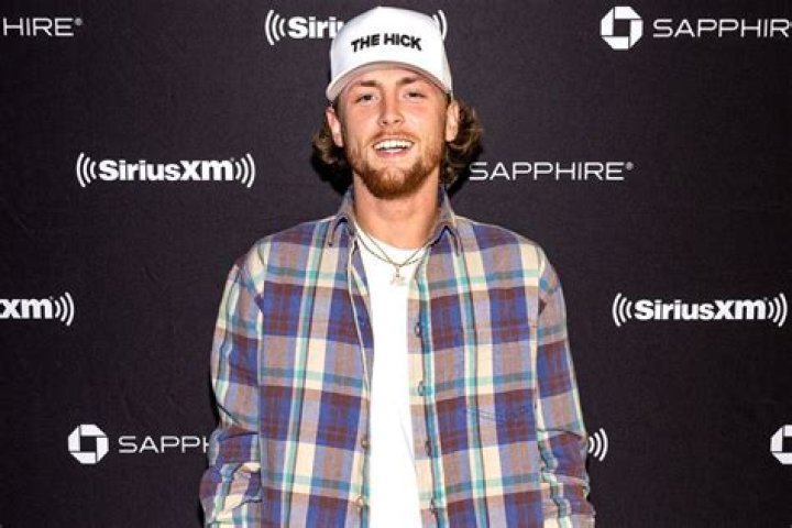 Bailey Zimmerman Remembers 'Crying A Lot' When Writing Debut Album