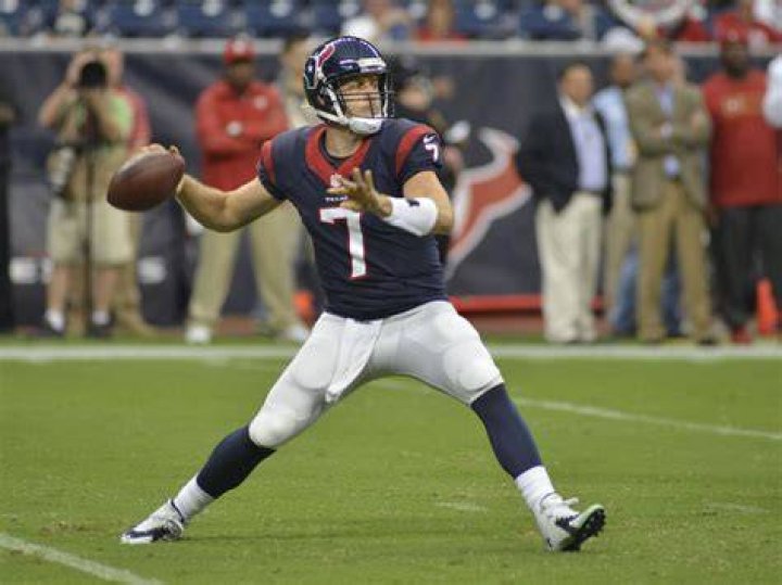 Case Keenum's wife memorized his entire playbook for the most adorable