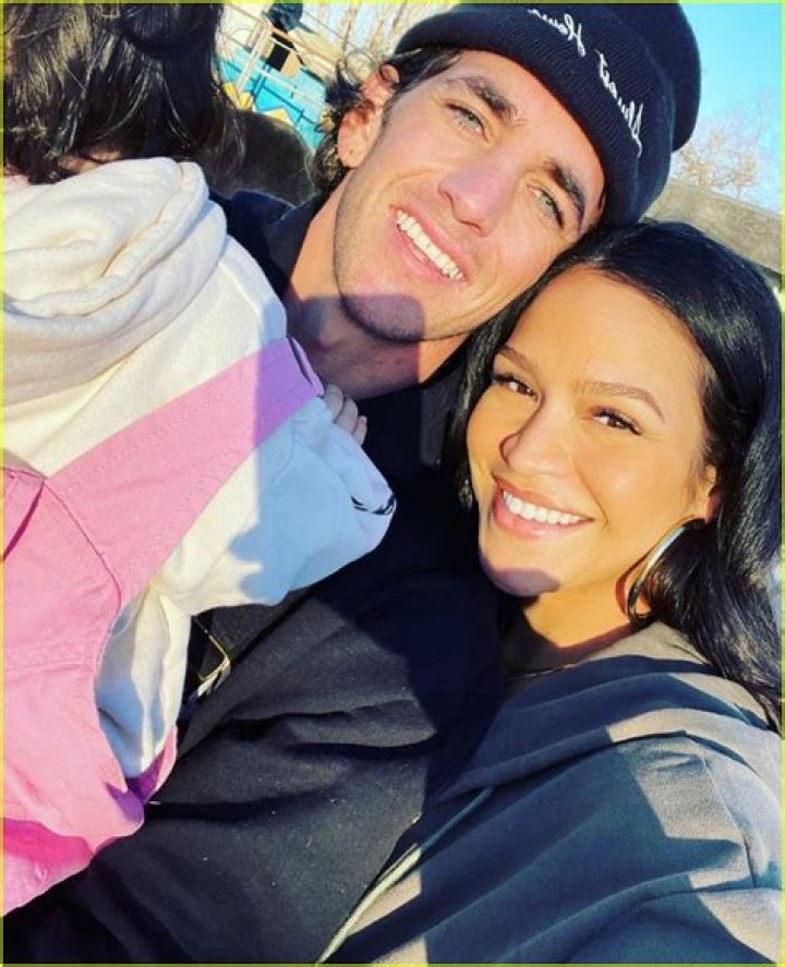 Cassie Gives Birth, Second Child with Alex Fine! Photo