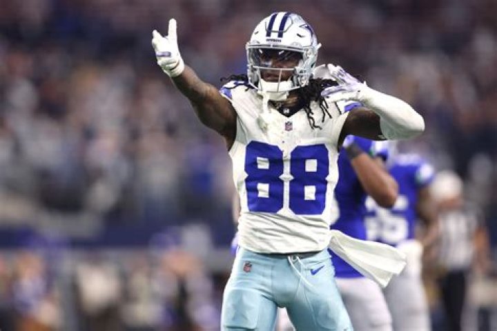 CeeDee Lamb 'not a fan' of 1 Dak Prescott decision