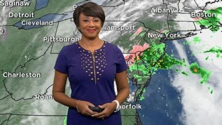 Chief Meteorologist Janice Huff Is Married To Warren Dowdy Since Hot