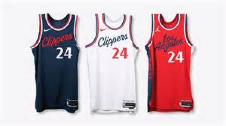 Clippers' Paul Weds Longtime Love Daniela Rajic in California