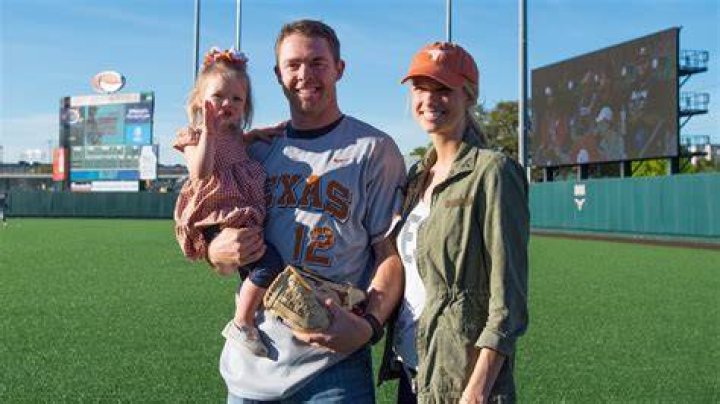 Colt McCoy visits Texas Baseball vs. Texas A&M [March 23, 2017] YouTube
