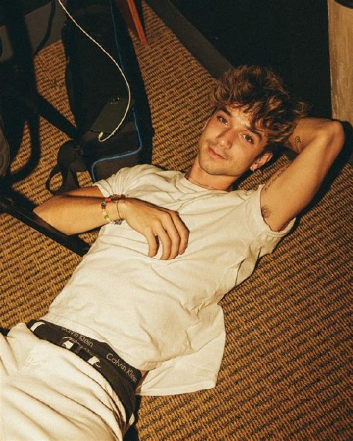 Daniel Seavey Daniel, Why dont we boys, Beautiful love