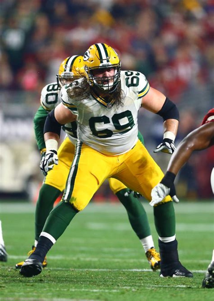 David Bakhtiari's Parents Are Married For Over 40 Years