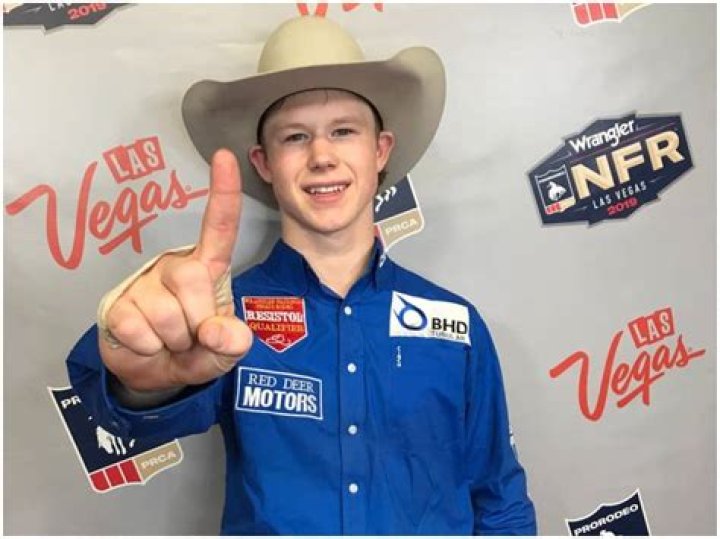 Dawson Hay Biography, Age, Height, Wife, Net Worth, Wiki