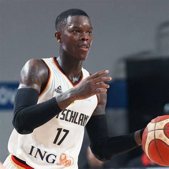 Dennis Schroder RinniRomanos