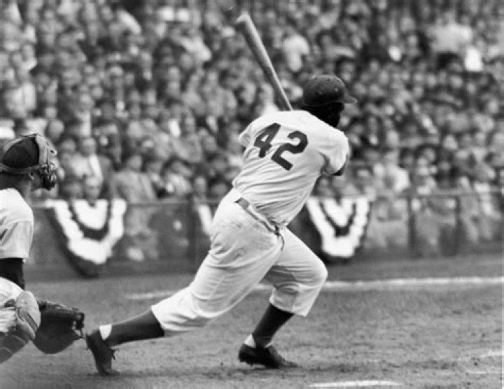Did Jackie Robinson make the Hall of Fame? ABTC