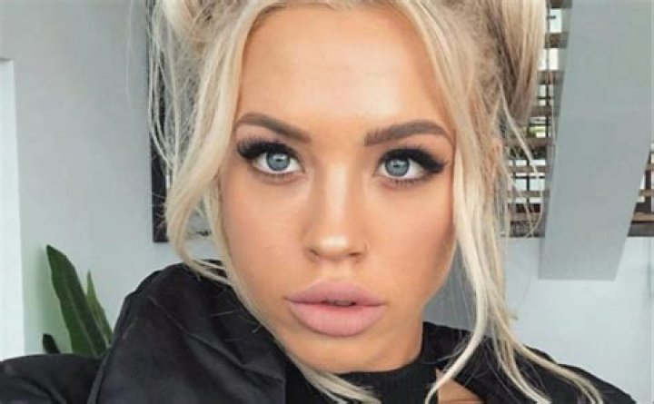 Did Tammy Hembrow Get Plastic Surgery? Body Measurements and More