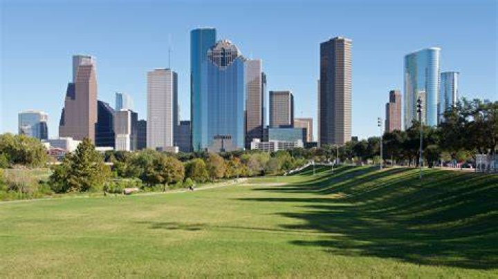 Discovering the Houston Skyline