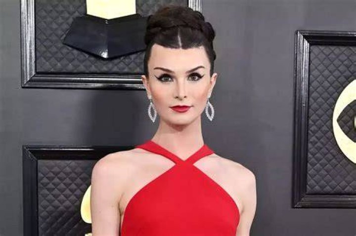 Dylan Mulvaney Slams Backlash Over Her Transition&mdash;'I'm Not Some Monster'