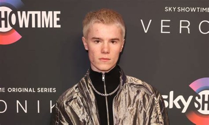 Edvin Ryding Who Is He? Parents and Ethnicity As He Stars As A Royal