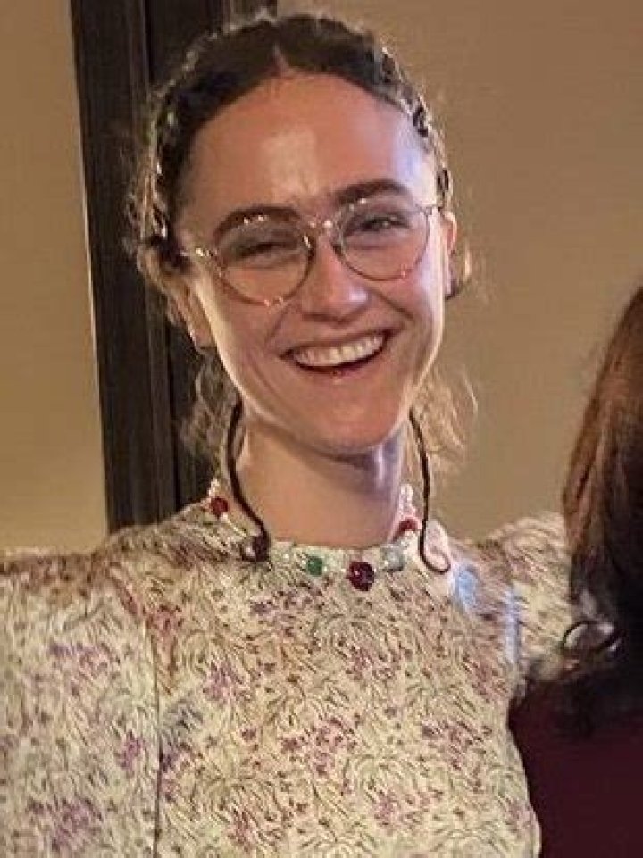 Ella Emhoff Wiki, Bio, Age, Height, Boyfriend, Net Worth
