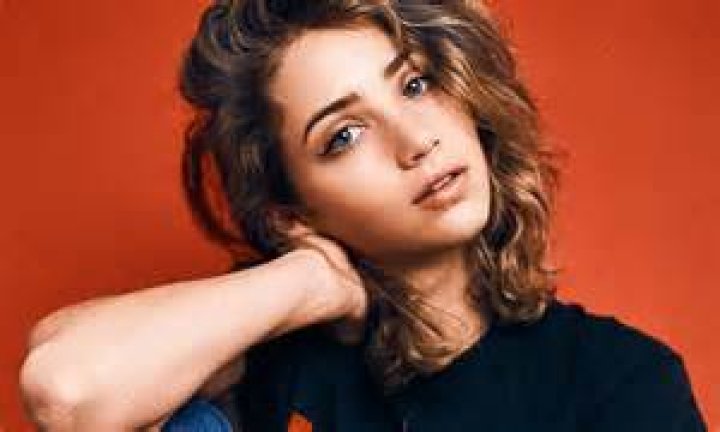 Emily Rudd Wiki, Height, Age, Boyfriend, Family, Biography & More