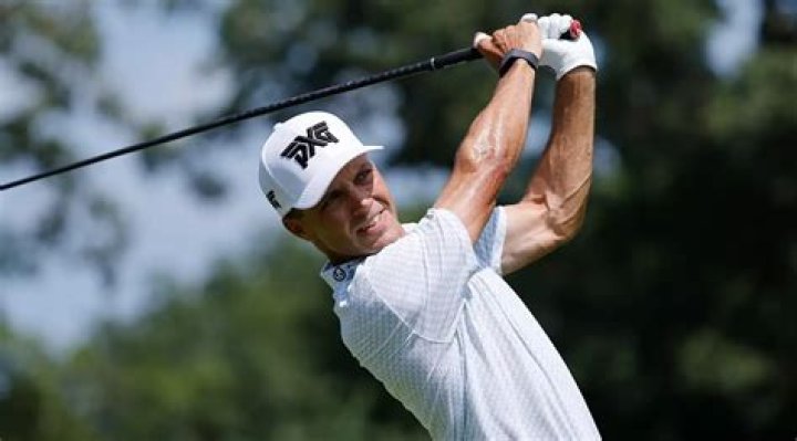Eric Cole Golfer Titleist