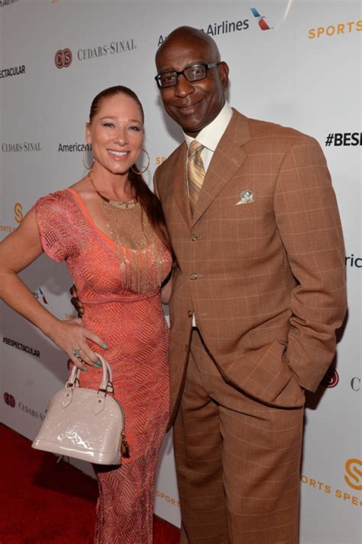 Eric Dickerson Wife Penny Sutton [2024 Update] Players Bio