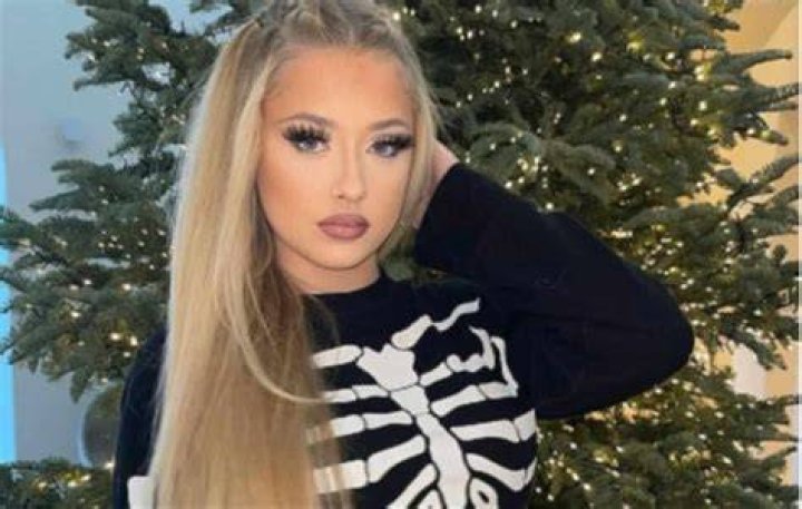 Fallon Twombley biography, wiki, age, family, Net worth and latest