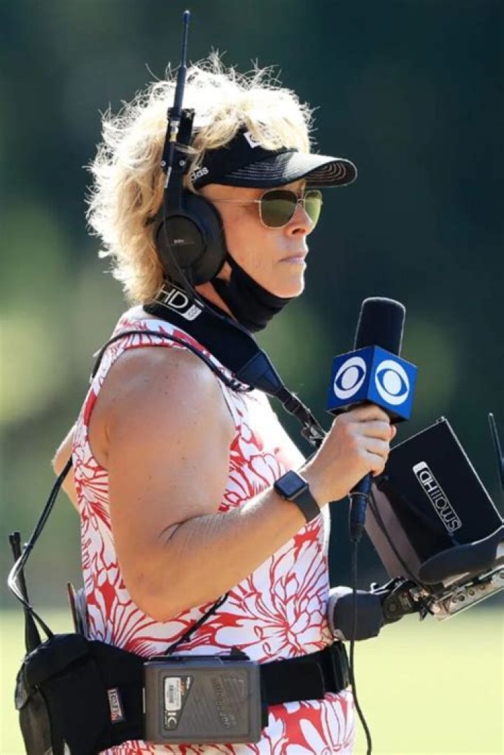 Former professional golfer and broadcaster, Iona Stephen joins Today's