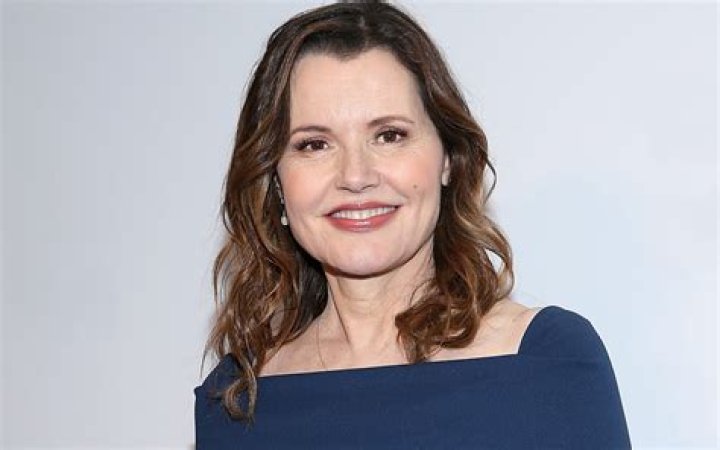 Geena Davis Biography, Age, Wiki, Height, Weight, Boyfriend, Family & More