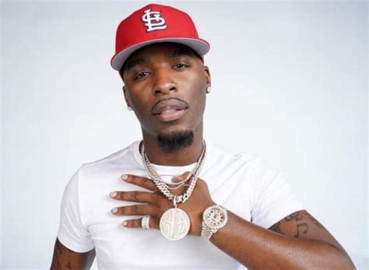 Hitman Holla's net worth, age, real name, girlfriend, teeth, Wild 'n