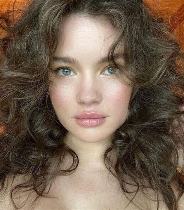 How Tara Lynn is redefining body positivity Vogue France