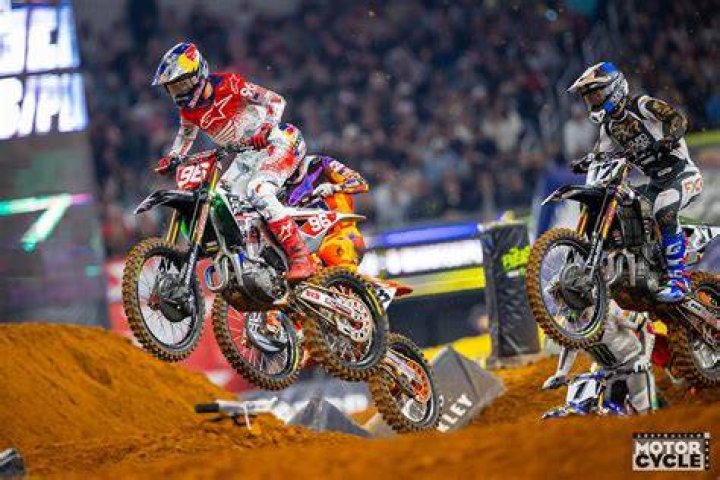 Hunter Lawrence on for First Overall Win at 2021 Southwick National