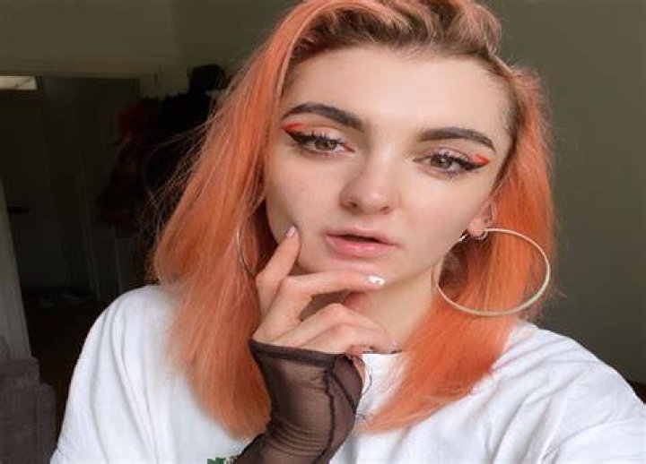 Is Anthony Lexa trans? The gender of Sex Education 4 actor