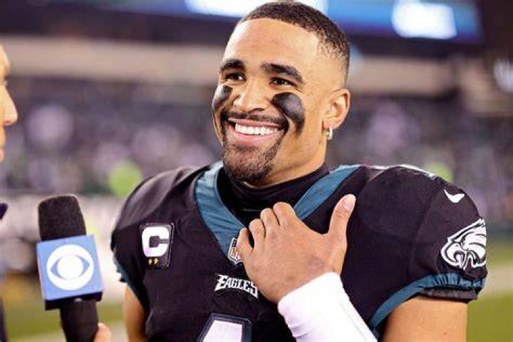 Jalen Hurts' Girlfriend Is Quietly Very Successful On Her Own The