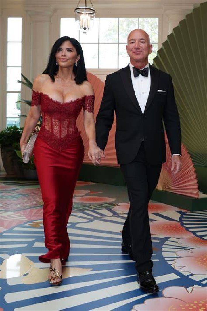 Jeff Bezos & Partner Lauren Sanchez Attend Amazon's 'Lord of the Rings