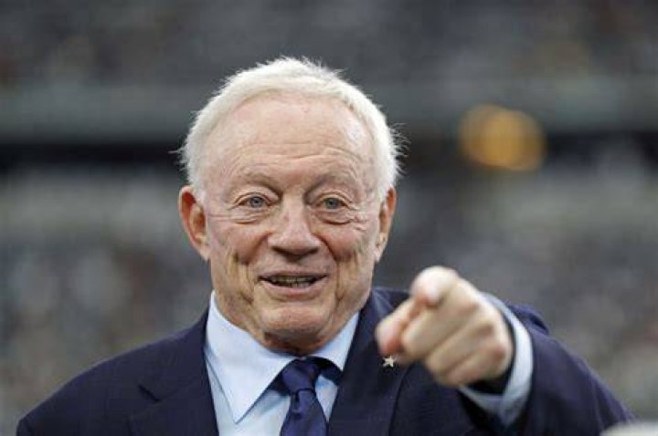 Jerry Jones' Incredible Net Worth Is More Than the Wealth of Many Countries
