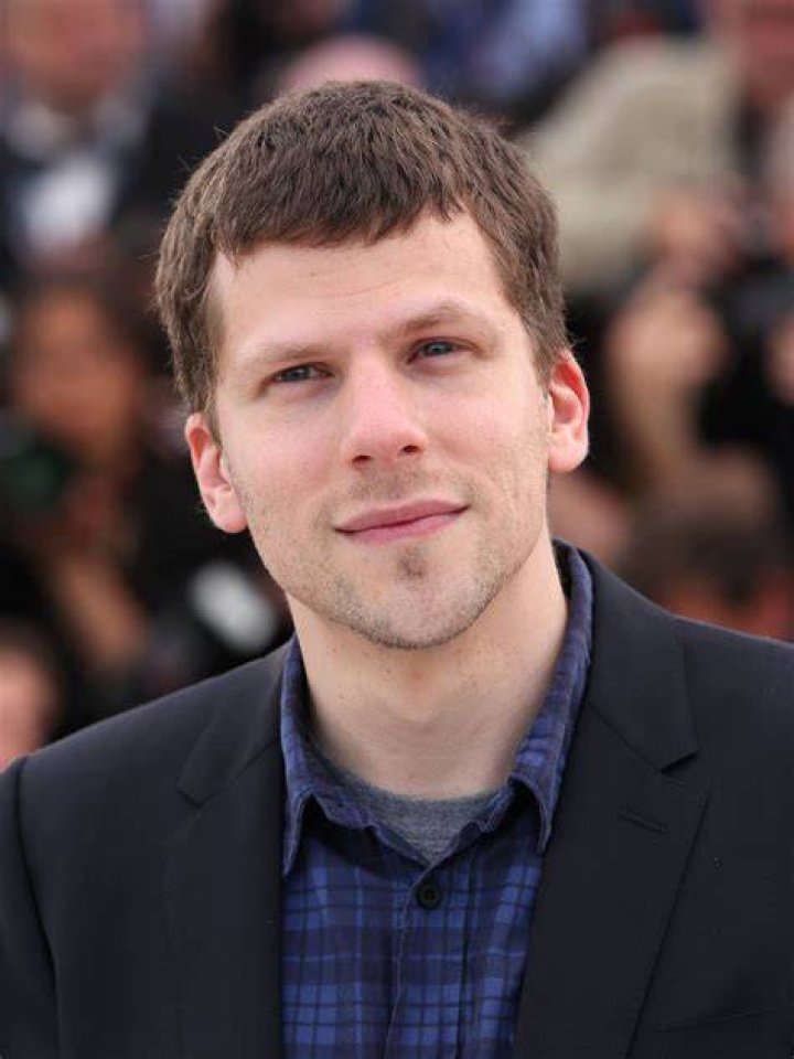Jesse Eisenberg &ldquo;I&rsquo;m lying about 90 percent of what I&rsquo;m talking about
