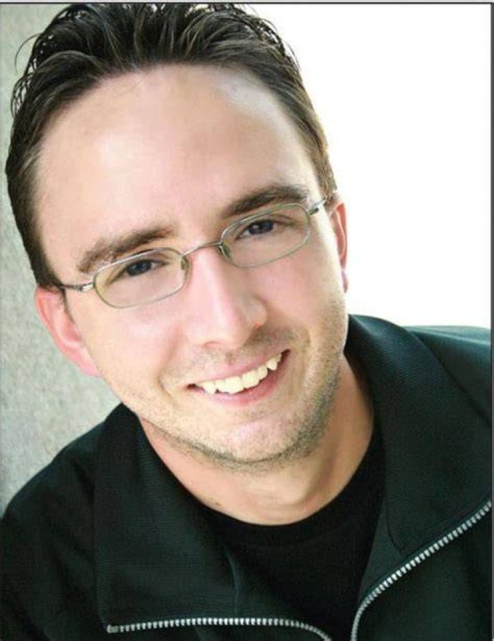 Joe List turns the punchlines on himself at Hilarities, Bill Bellamy