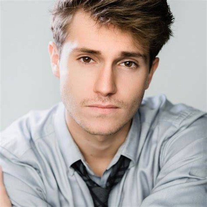John Cardoza Wiki, Bio, Age, Married, Husband, Kids, Instagram, Net