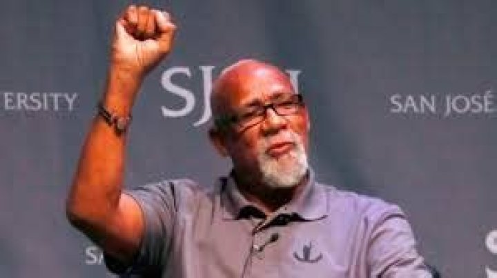 John Carlos Net Worth, Age, Bio, WIki, Career, Family, Height, facts