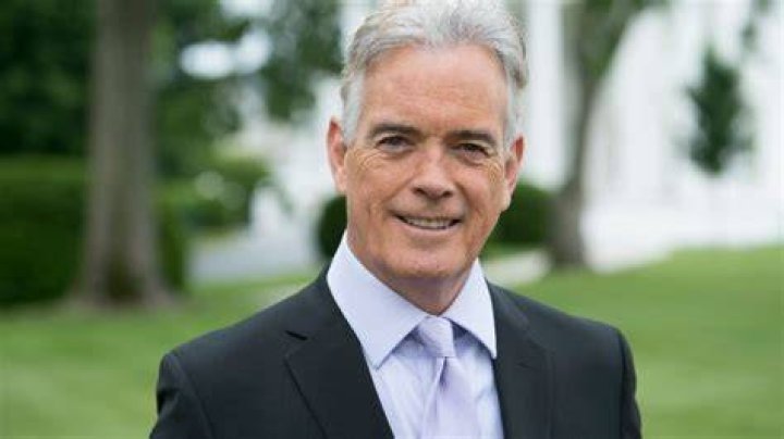 John Roberts Signs New Fox News Contract As Chief White House Correspondent