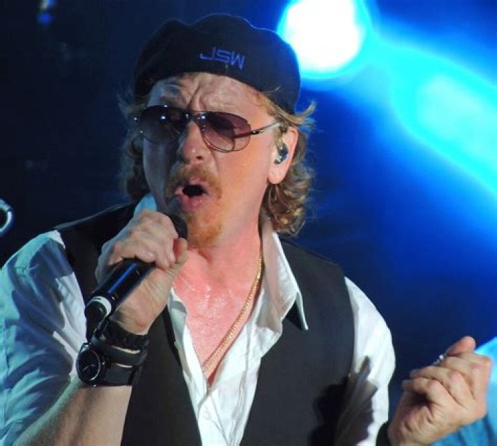 Joseph Williams Bio, Wiki, Age, Height, Wife, Toto, and Net Worth.