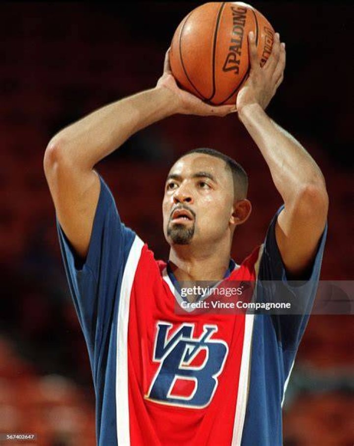 Juwan Howard and his 2 sons Jace and Jett Suit jacket, Jackets, Blazer