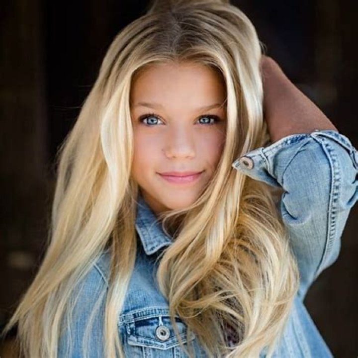 Kaylyn Slevin Net Worth, Age, Wiki