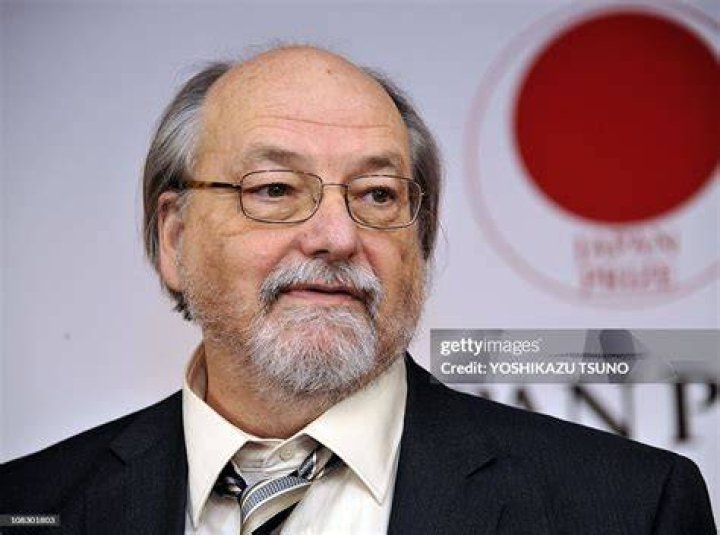Ken Thompson Net worth knowledge Compass